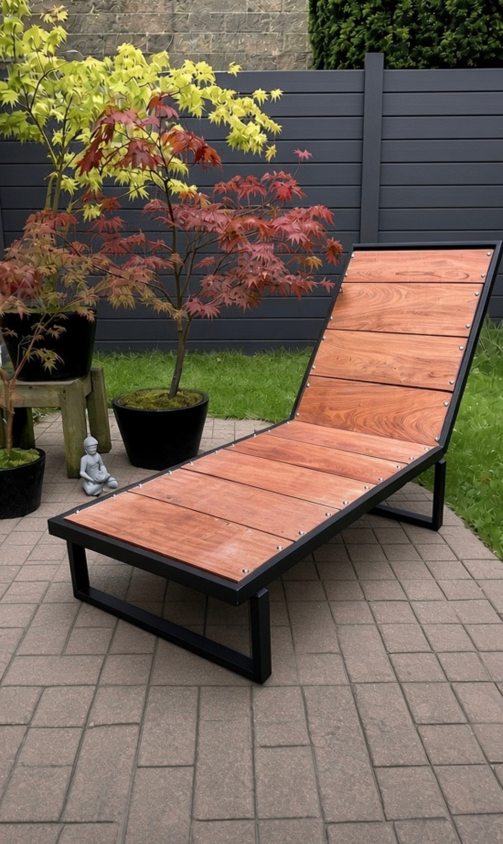 metal sun lounger